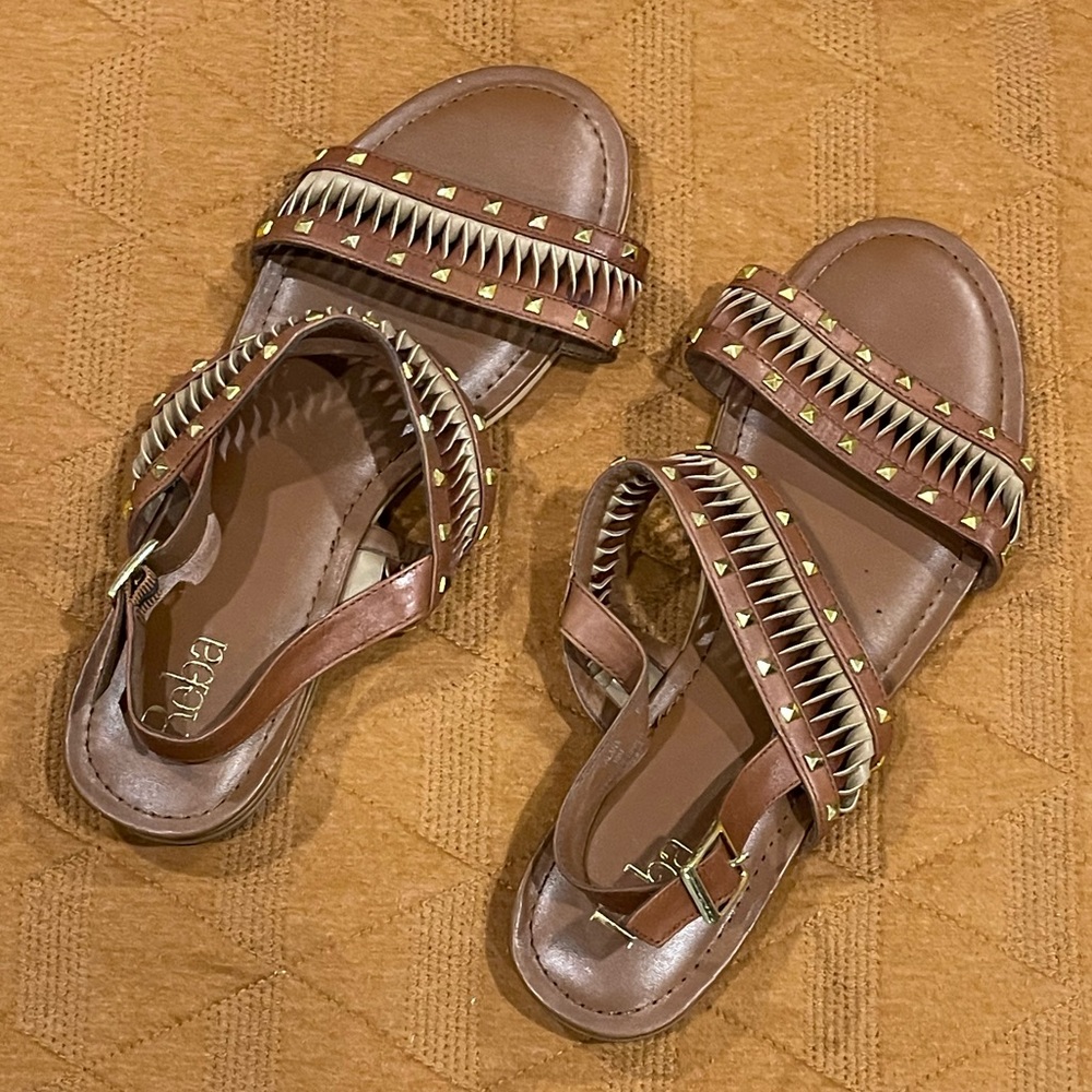 Size 10 Reba Cognac and Gold Women’s Sandals